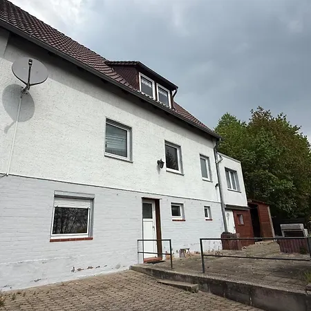 House In Sarstedt! Contactless Check-in 20p Holiday home Sarstedt