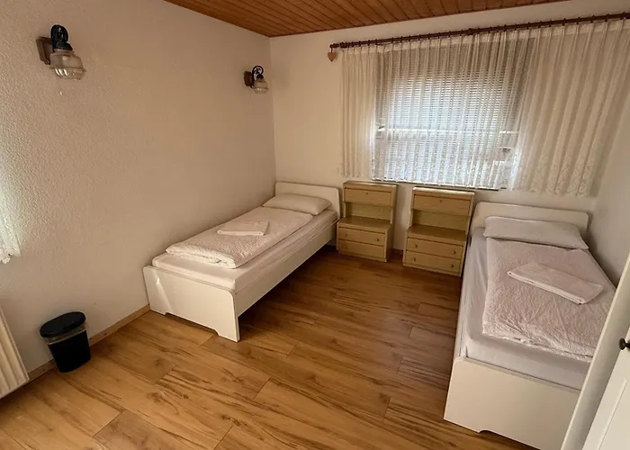 House In Sarstedt! Contactless Check-in 20p Сasa de vacaciones *